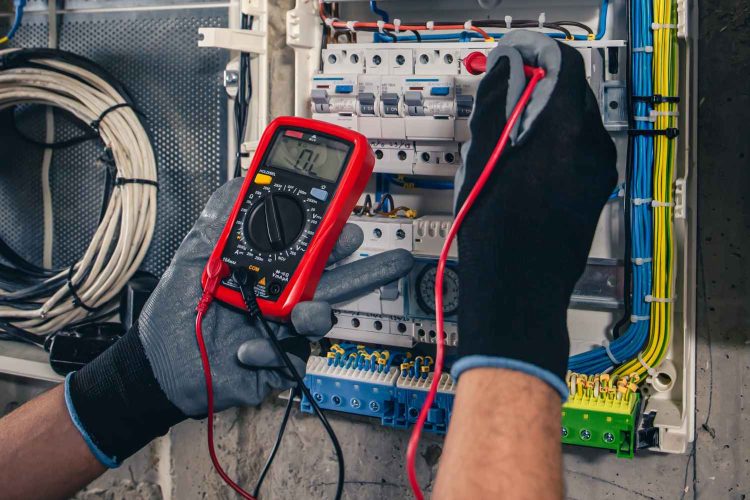 Переваги електроінспекції старого будинку